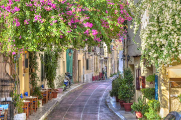 Plaka_area_under_Acropolis_Athens_1_1250f83659
