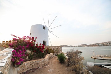 Paros 3