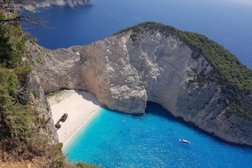 The Ultimate Guide to Zakynthos 4